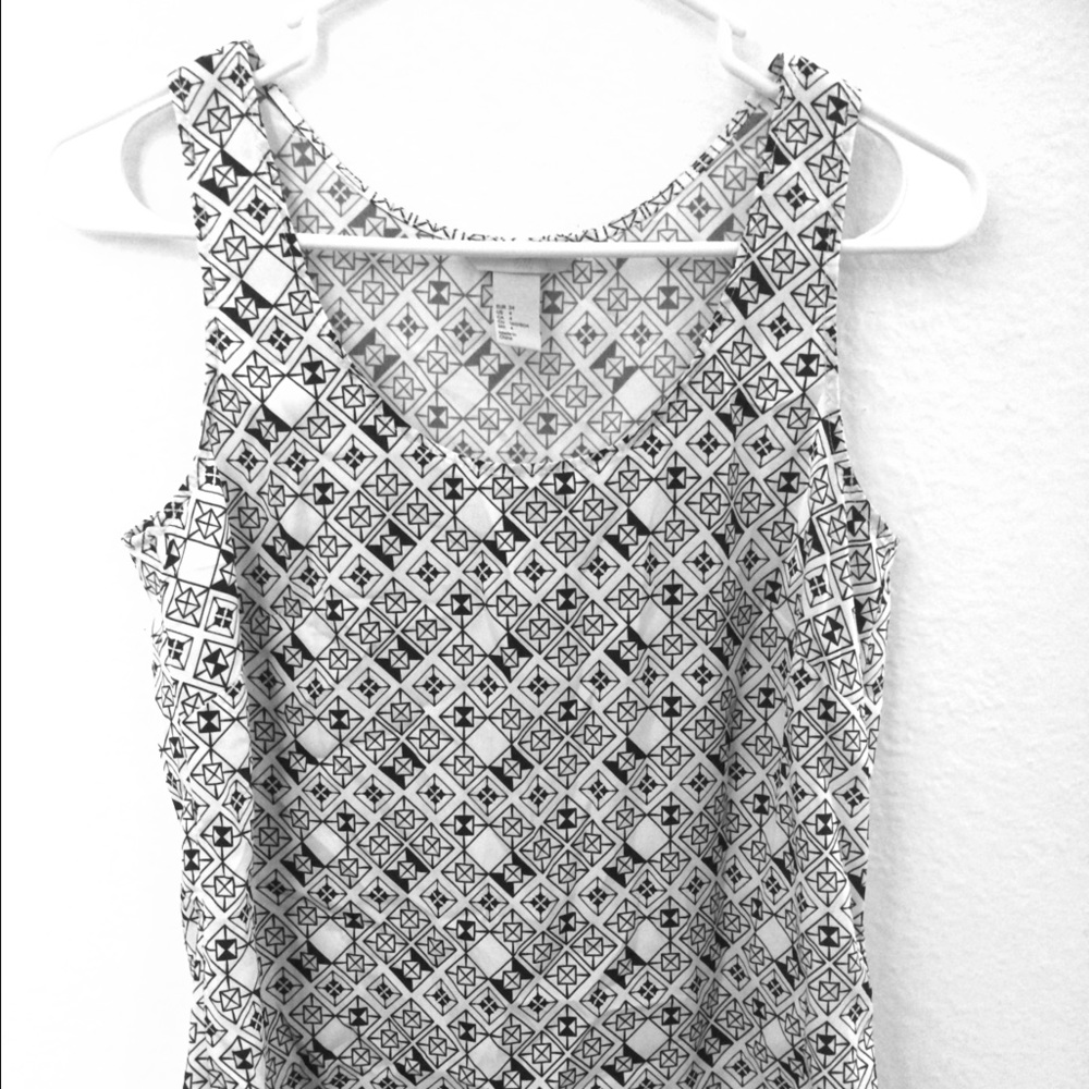 Never worn H&M Geometric Print Tank Top