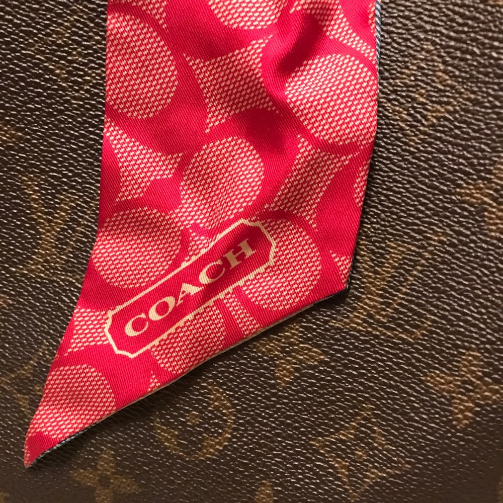 Coach scarf