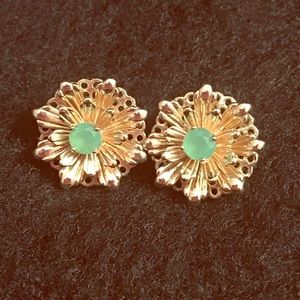 🌸 Flower Power Gold Earrings 🌸