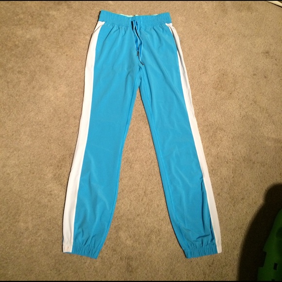 🔥Super Sale🔥Rare Lululemon track pants - Picture 1 of 3