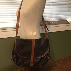 Louis Vuitton Saumer 35