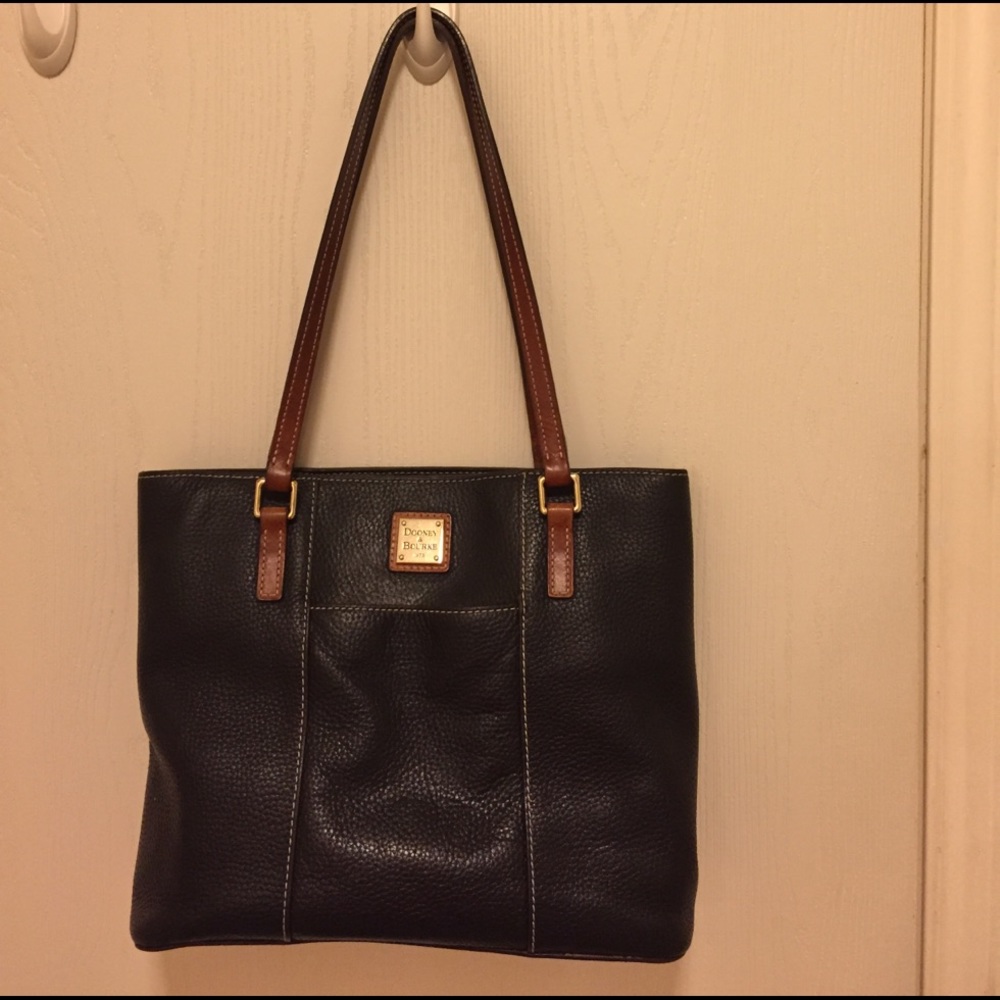 Dooney &bourque purse