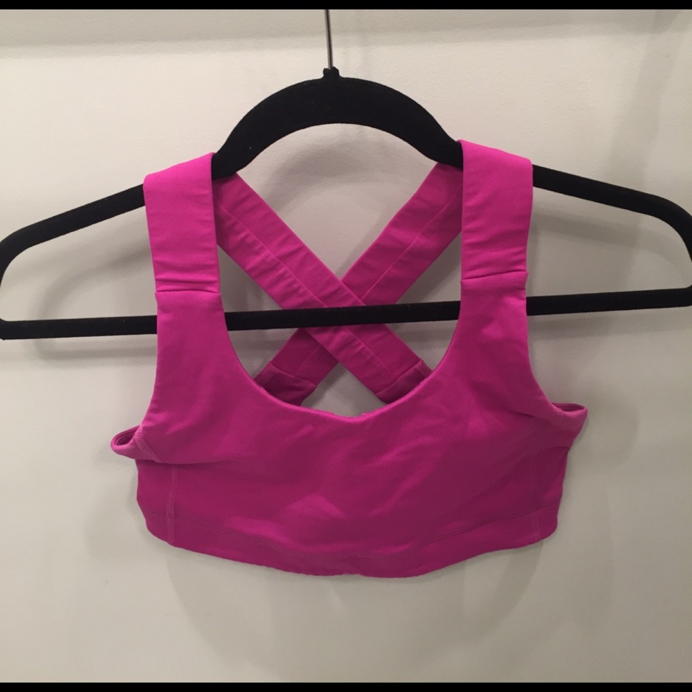lululemon pink sports bra
