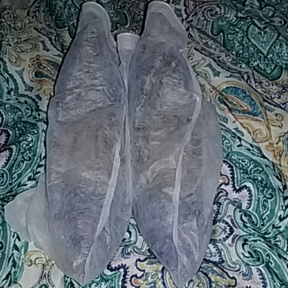 Shoes - Picture 3 of 3
