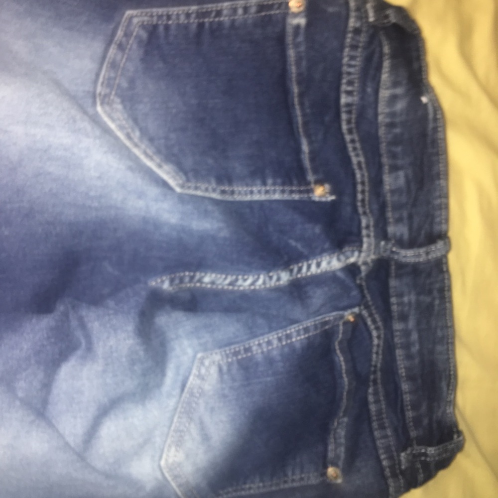 HOLY CAPRIS !!!!! - Picture 3 of 4