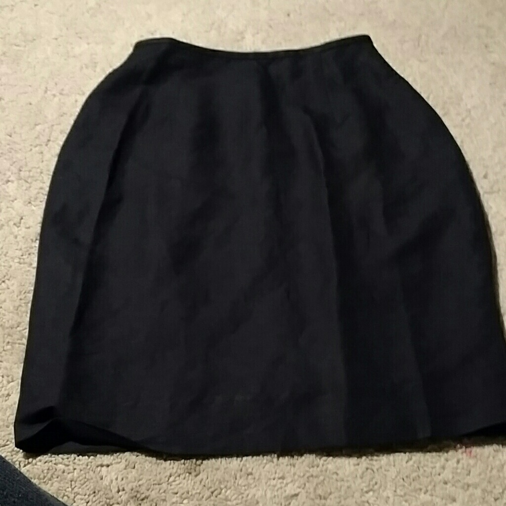 Combo Top and black linen Skirt