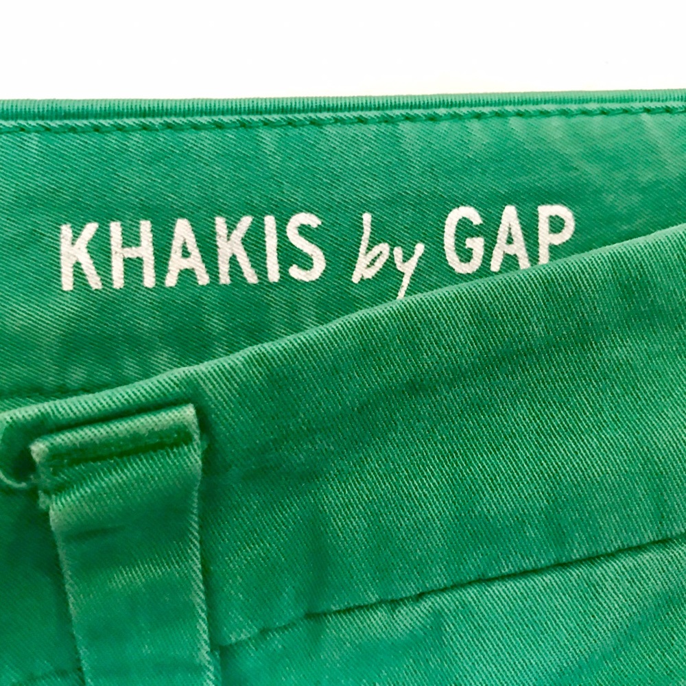 GAP Kelly green khakis!