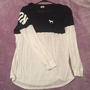 VS #PinkNation ⭐️EXCLUSIVE ⭐️Oversized Long Sleeve