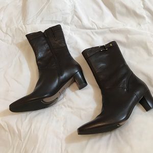 NWT Antonio Melani Boots