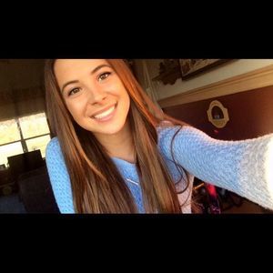 Meet your Posher, Abigail