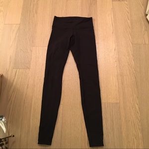 Black Lululemon Wunder Under Pant