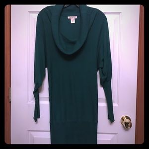 Arden B long tonic green sweater
