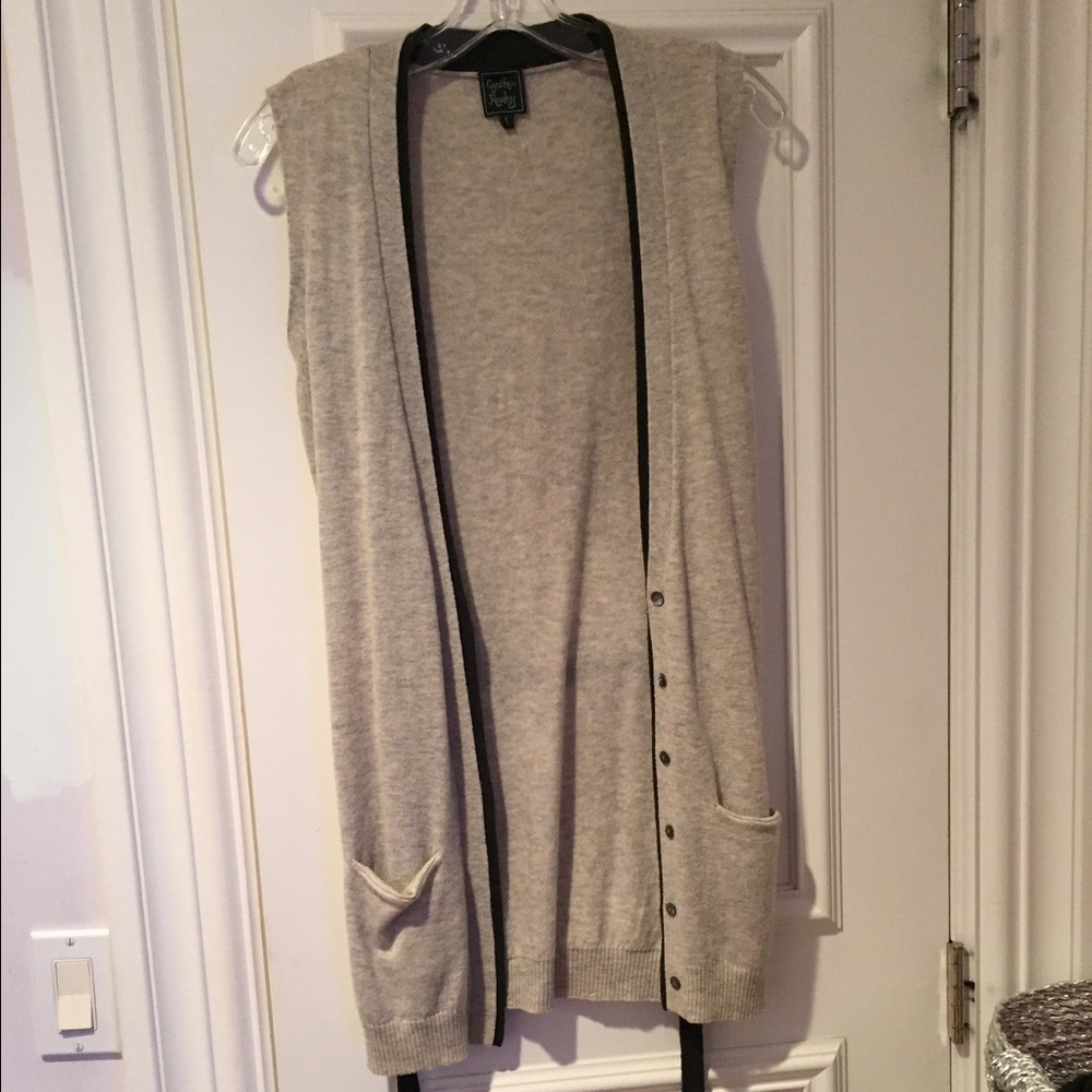 Two-tone Sweater vest by Cynthia Rowley