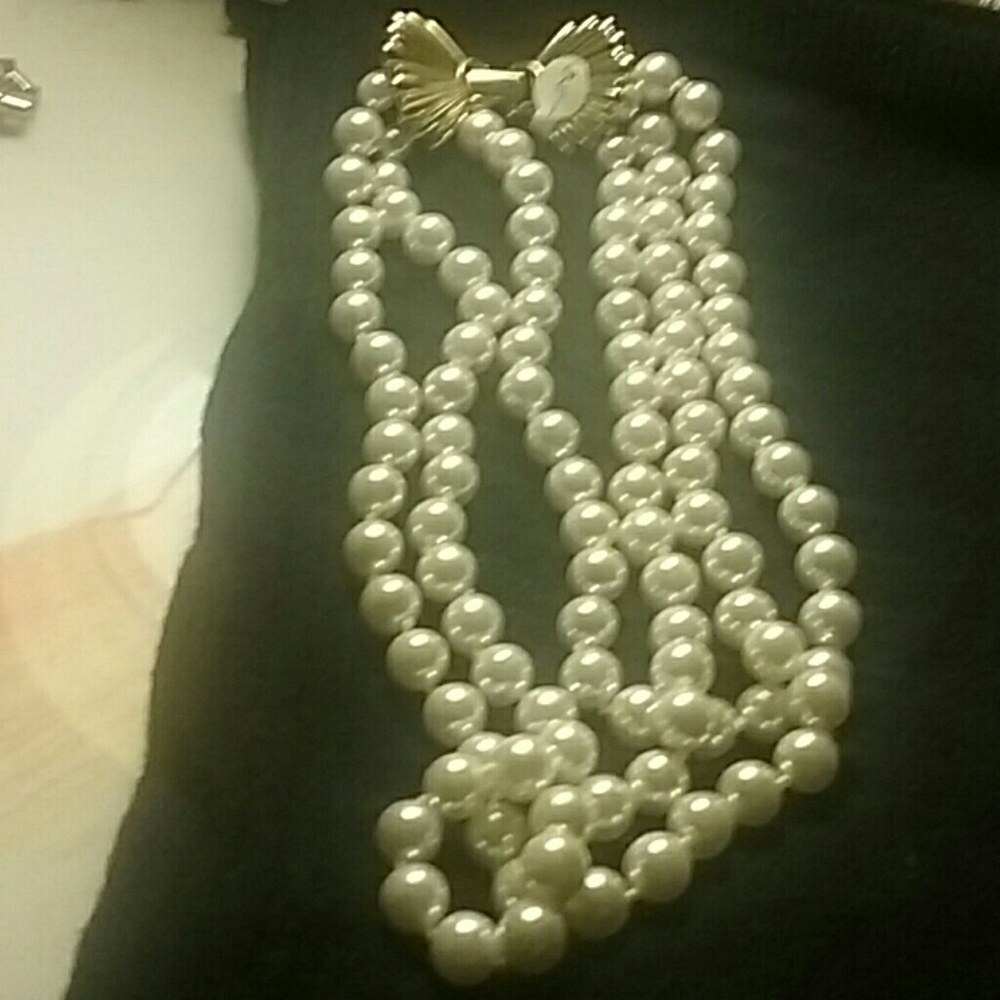 Neckace - Picture 3 of 3