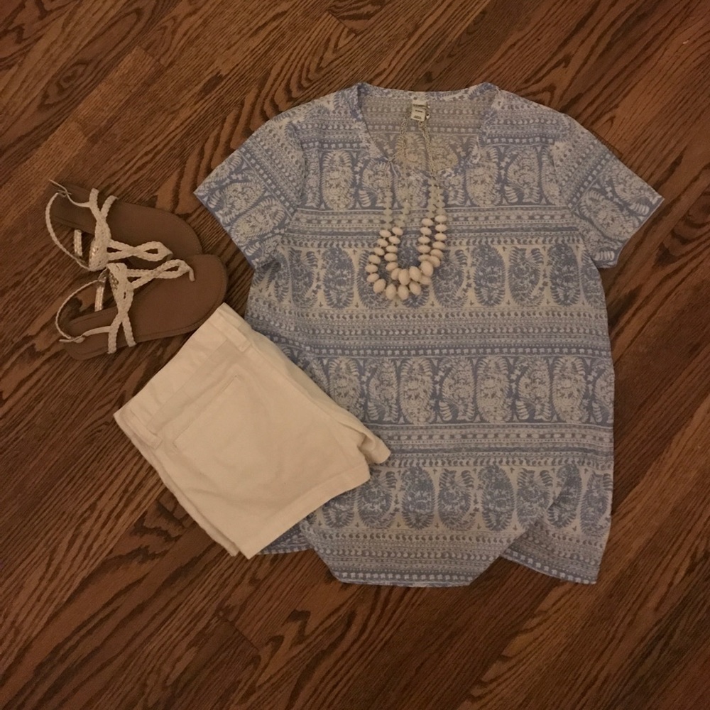 🦄Old Navy Sheer Top