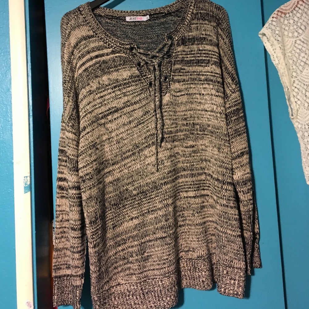 Marled grey oversized tunic top!