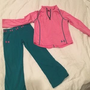 Under armour jacket/pull over size 4