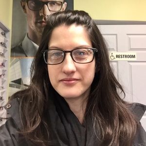 Meet your Posher, Angela