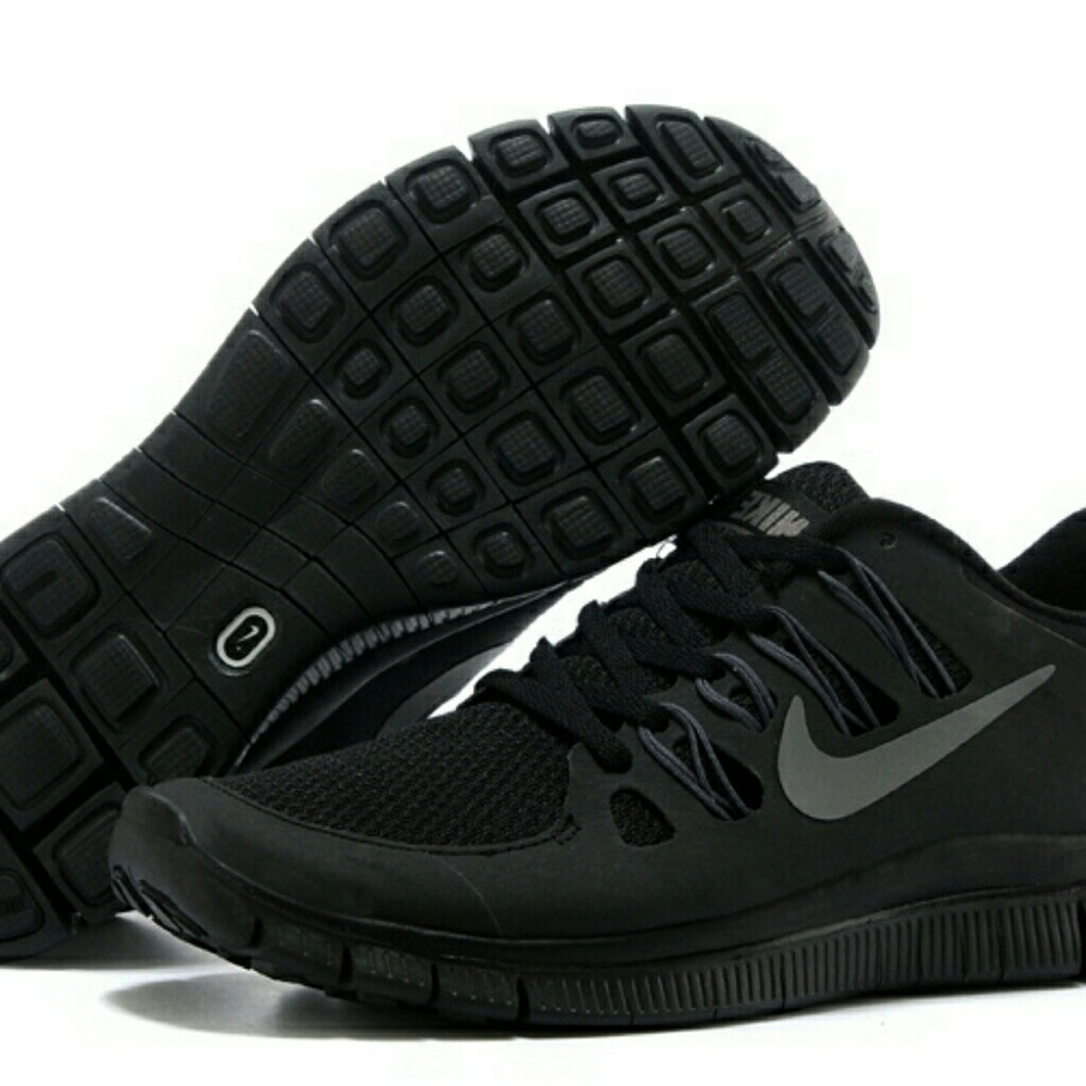 Mike 5.0 triple black