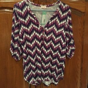 Chevron Print Henley Top size Large
