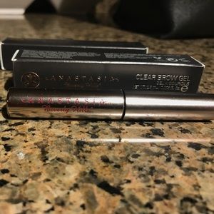 Anastasia Beverly Hills Makeup - Anastasia clear brow gel Anastasia Beverly Hills Makeup - Anastasia clear brow gel