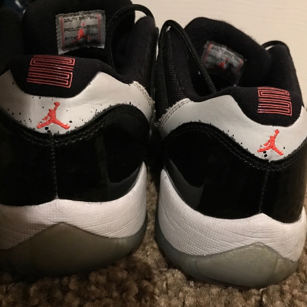 Air Jordan 11