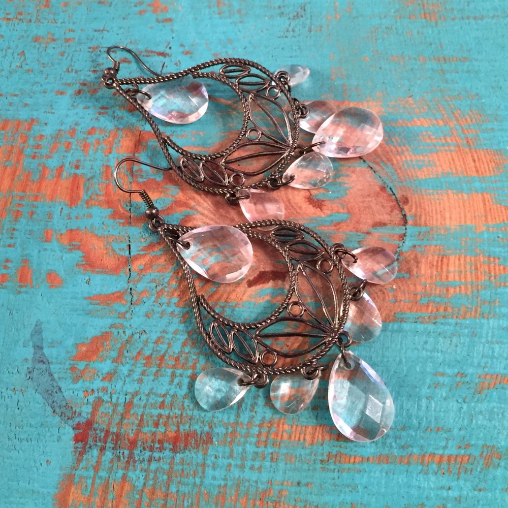 Chandelier earrings
