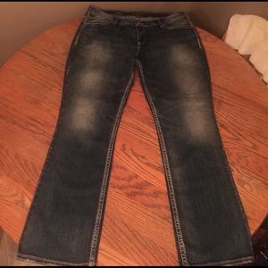 Silver Jeans Natsuki  Plus Size 22 Inseam 33