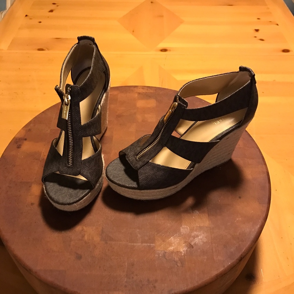 Michael Kors 'Damita' Wedge