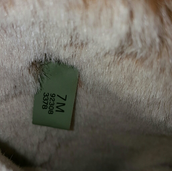 ***SOLD***Women's Timberland Winter Boots - Picture 6 of 7