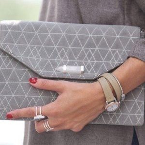 Stella & Dot City Slim Clutch // Metallic