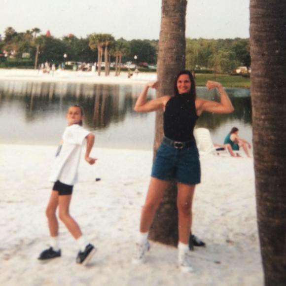 Meet your Posher, Justine - Picture 1 of 1