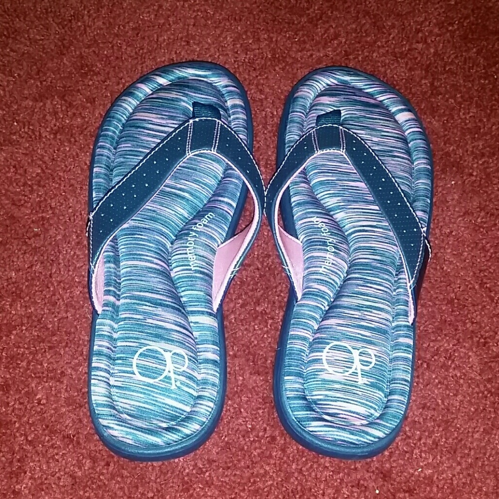 memory foam flip flops
