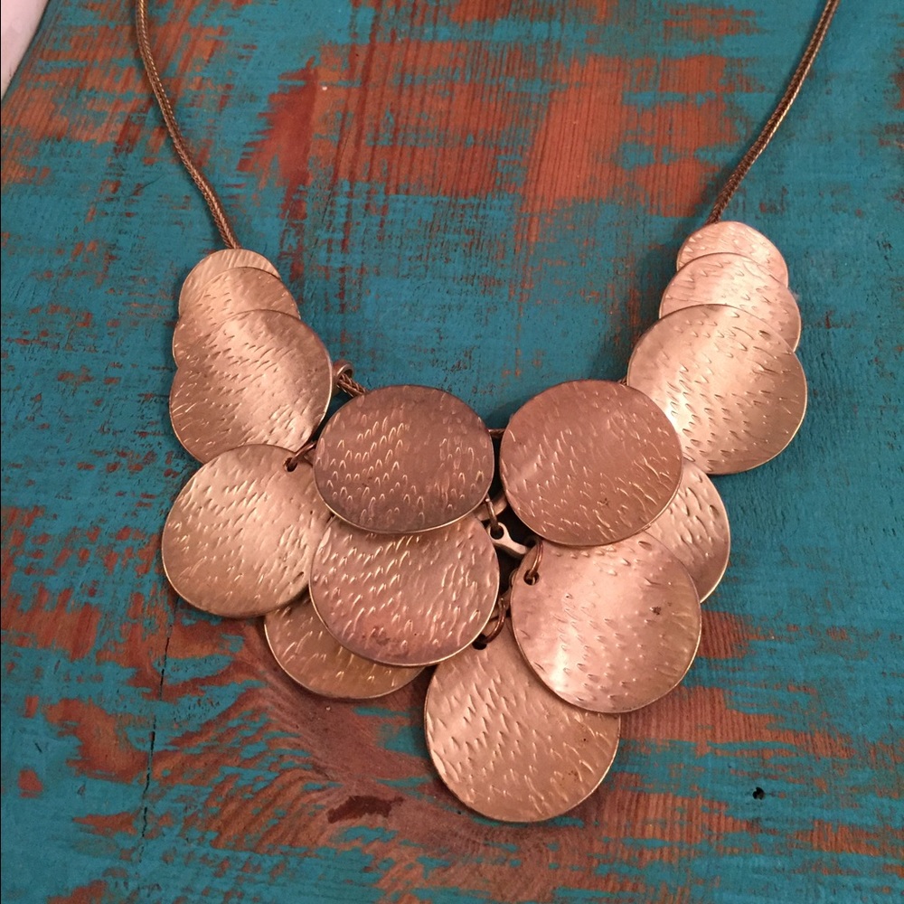 Medallion necklace