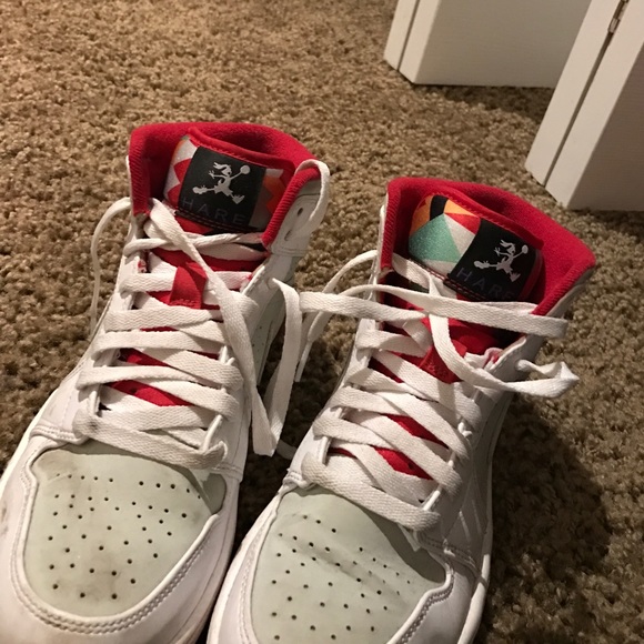 Air Jordan 1 (hares) - Picture 1 of 3