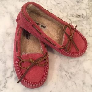 Girls Minnetonka Slippers
