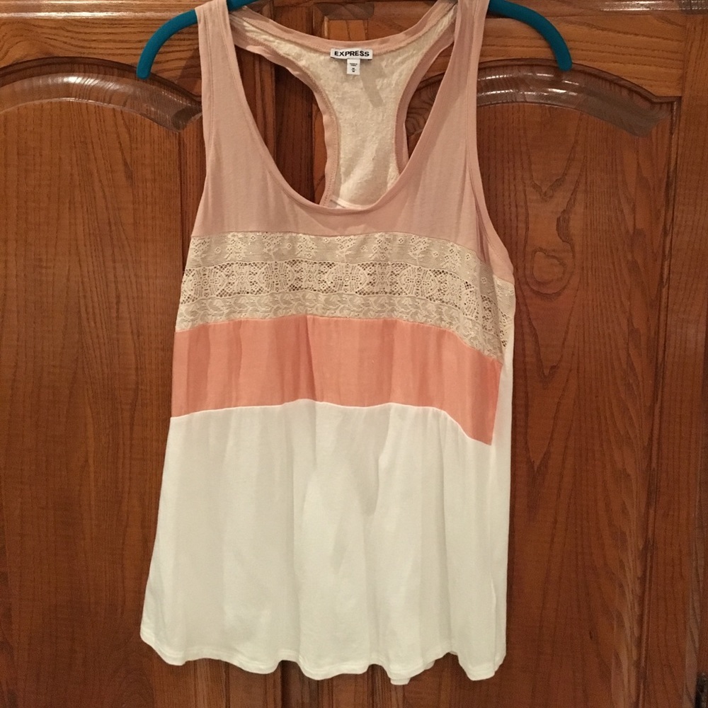 Beautiful Express Top size Medium