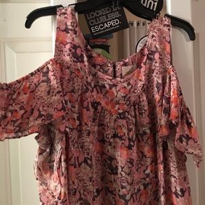 Anthropologie cold shoulder flutter sleeve blouse