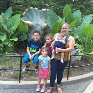 Meet your Posher, Ana