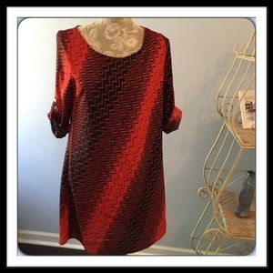 #118  🌴 RED AND BLACK DRESS