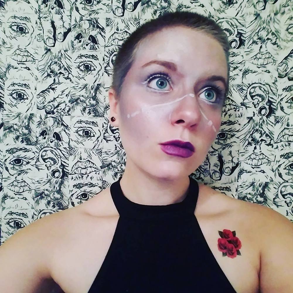 Meet your Posher, Brooke