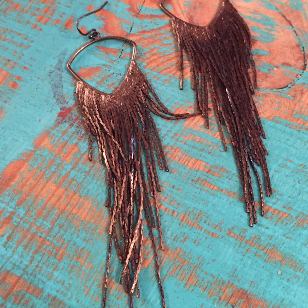 Bronzes fringe earring