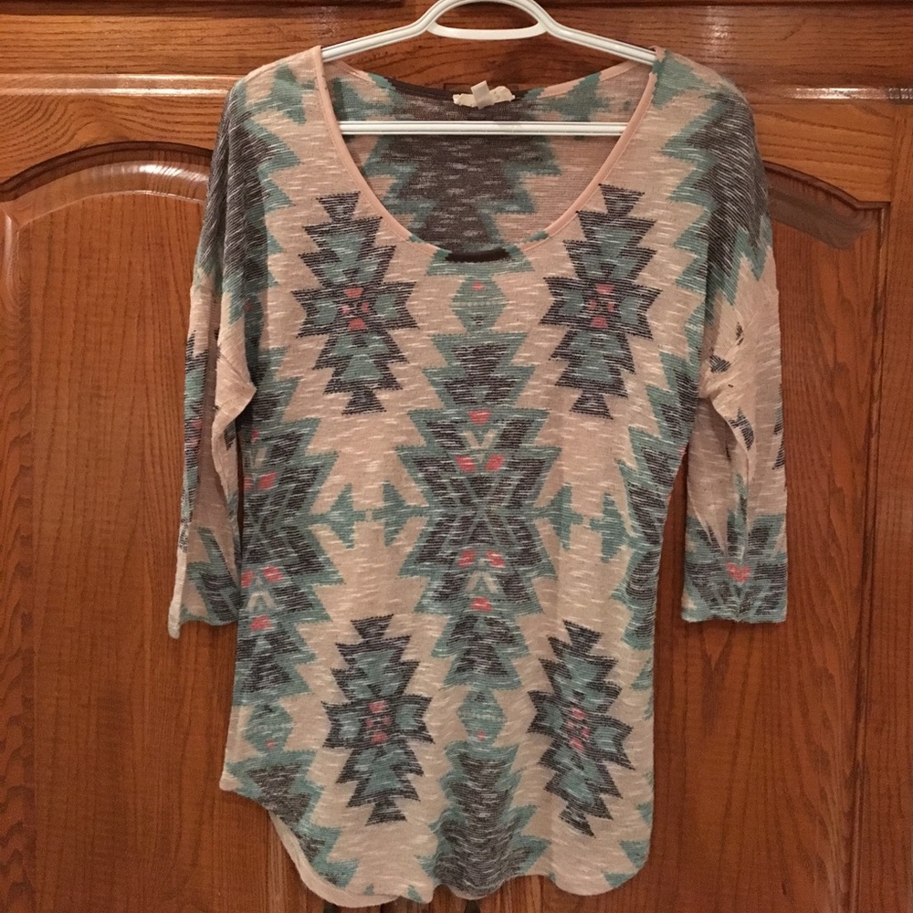 Aztec Print Top size XL but runs small