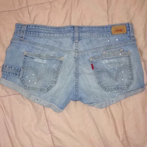 Levi's Denim Shorts - Picture 2 of 4