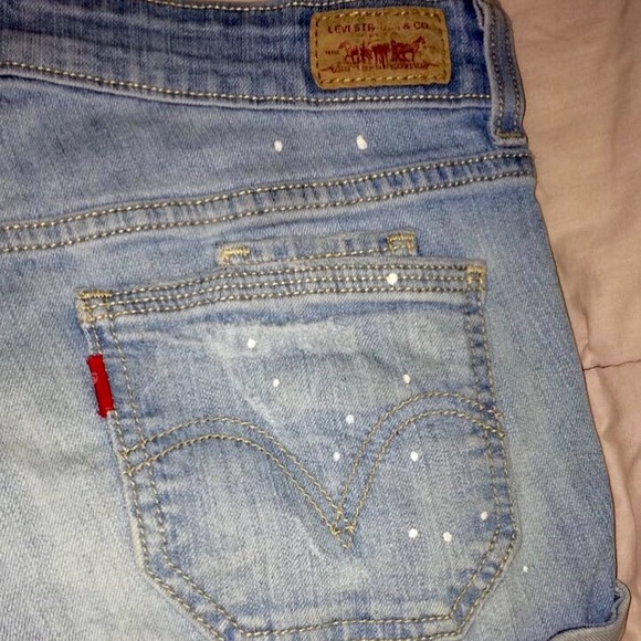 Levi's Denim Shorts - Picture 3 of 4