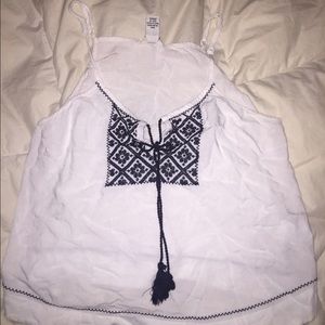 White cropped tank top