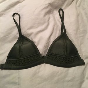 Triangl bathing suit top