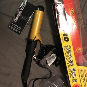 NEW Babyliss pro Ceramic curling iron(1 1/2 inch)