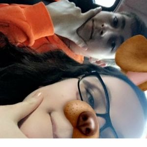 Meet your Posher, Devin