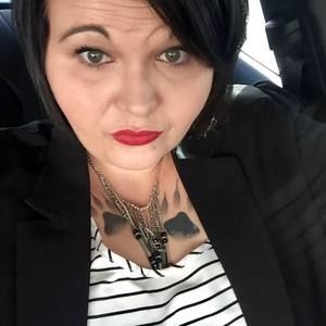 Meet your Posher, Candice